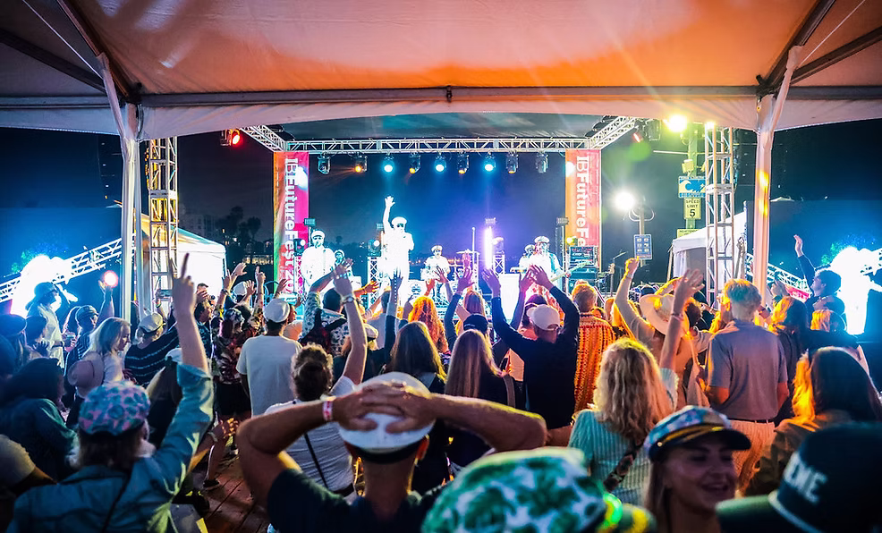 PARTY BY THE BEACH