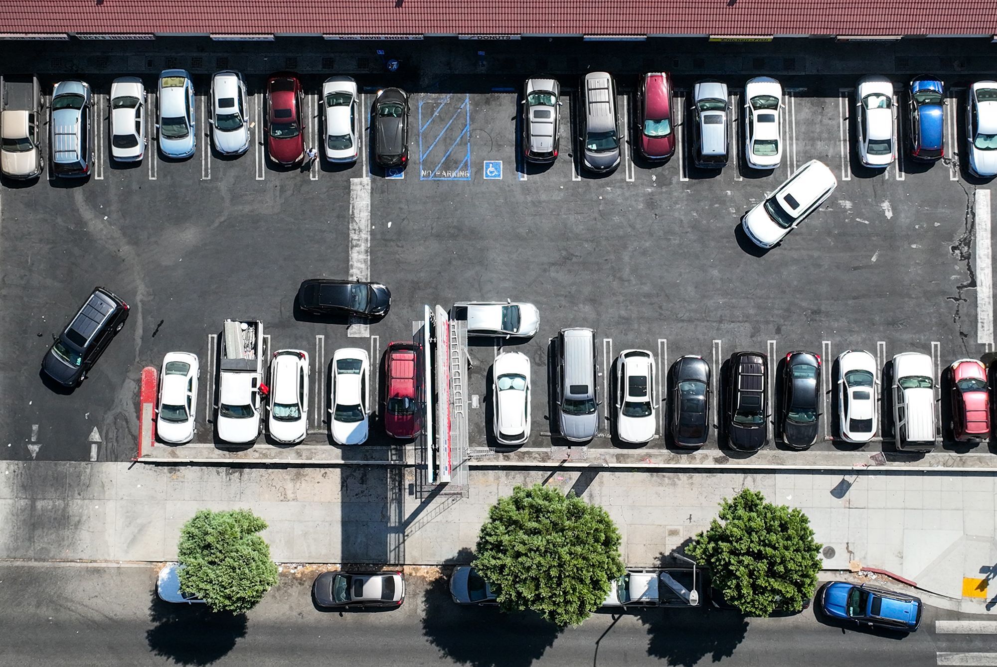 230518162326-01-us-parking-spots-restricted